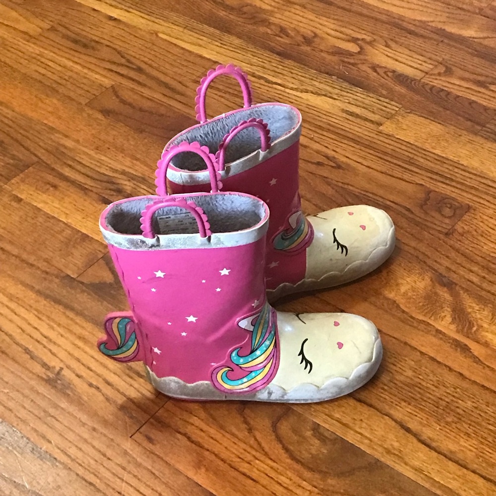 Western Chief Unicorn Rain Boots Rainboots adorable rain boots unicorn & rainbow